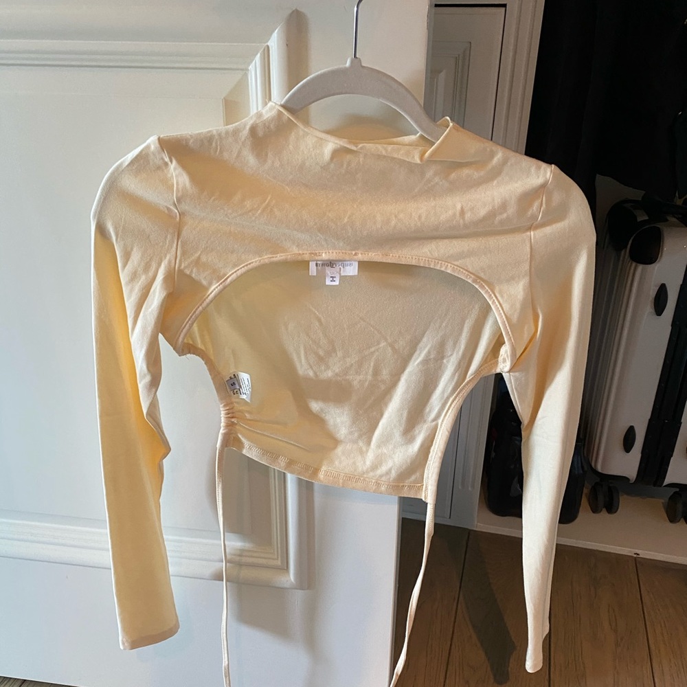 Superdown backless top - Picture 3 of 3